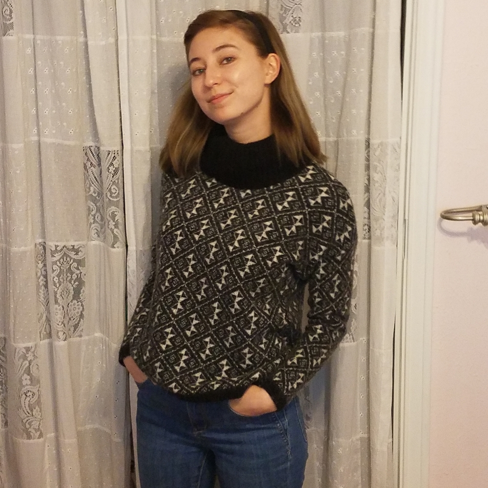 ✨3 for $25✨ Benetton Cashmere Turtleneck